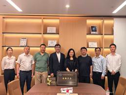 6e5abc2a9213c52cfb81ac50707130d8